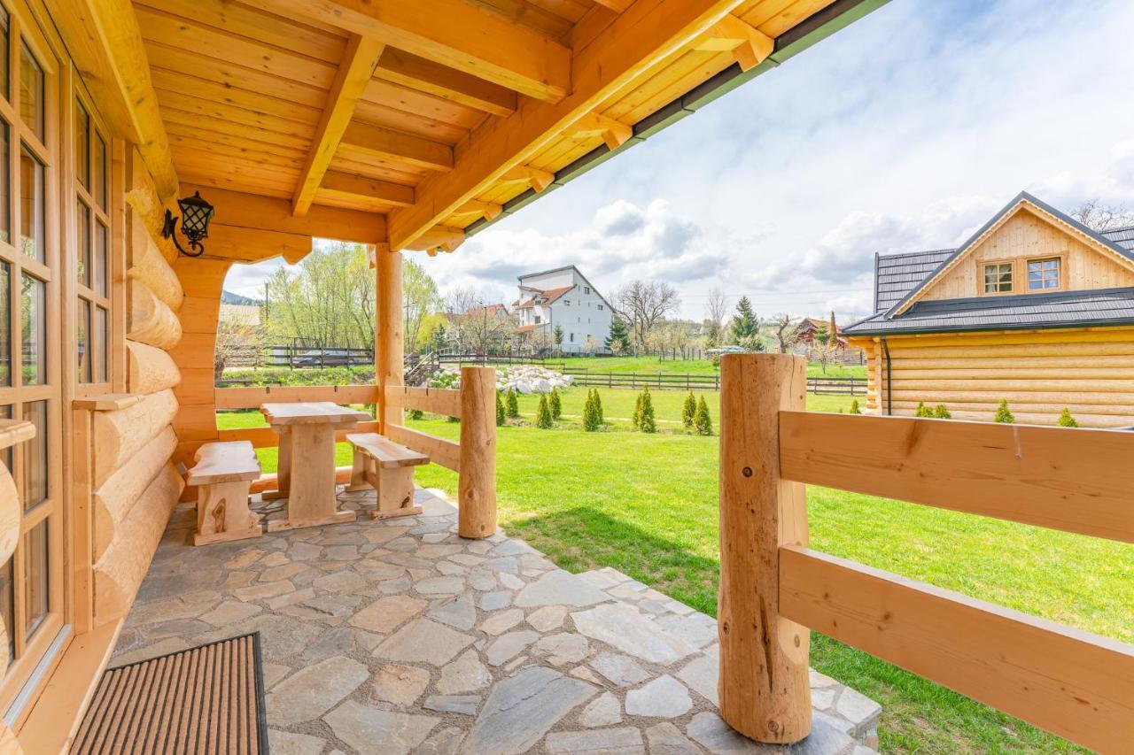 Cabane De Poveste บราน ภายนอก รูปภาพ