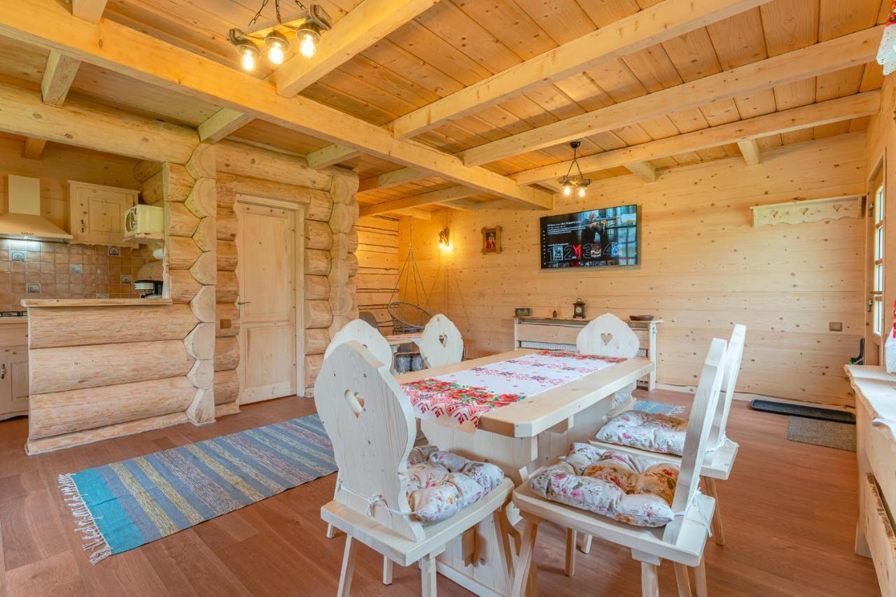 Cabane De Poveste บราน ภายนอก รูปภาพ